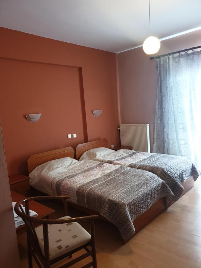 Krystal Hotel Krystallopigi Ngoại thất bức ảnh