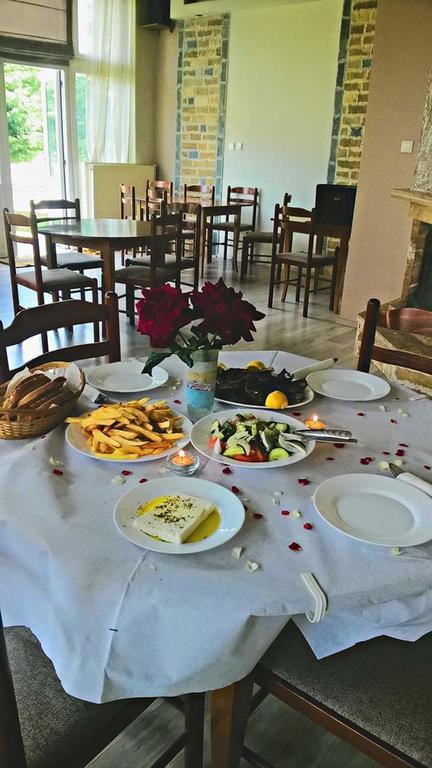 Krystal Hotel Krystallopigi Ngoại thất bức ảnh
